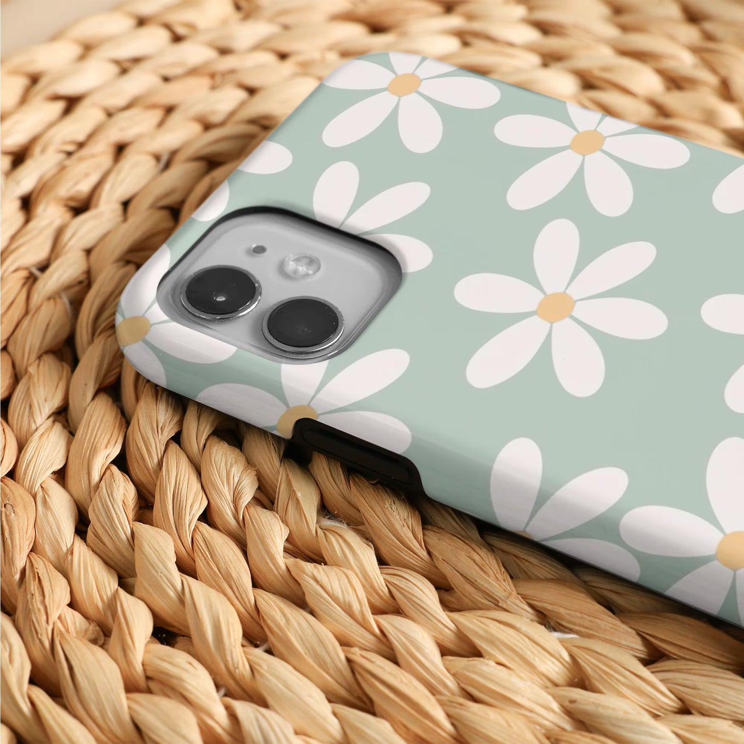 White Daisy Green Phone Case for Iphone 16 15 14 13 12 Pro Max, Iphone 16E, 15 14 Plus, Iphone 13 12 Mini, X XS XR SE, Iphone 11 Tough Cover